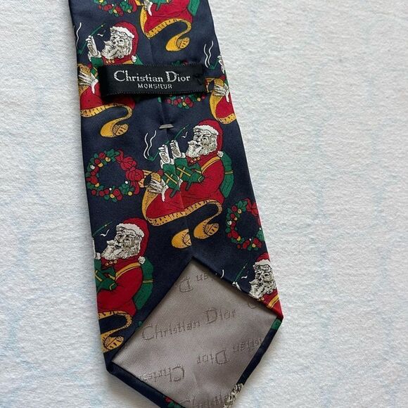 Christian Dior Christmas tie - Picture 3 of 3